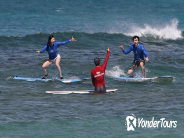 Group Surf Lesson in Oahu