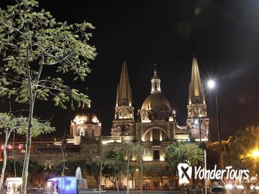 Guadalajara at Night: Bar Crawl and Panoramic Sightseeing Tour