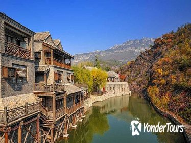 Gubei Water Town and Simatai Great Wall All Inclusive Private Tour