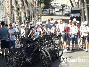 Guided Bike Tour of Rome Historical City Center