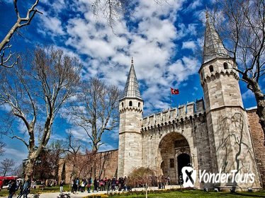 Guided Halfday Tour to Topkapi Palace_Grand Bazaar