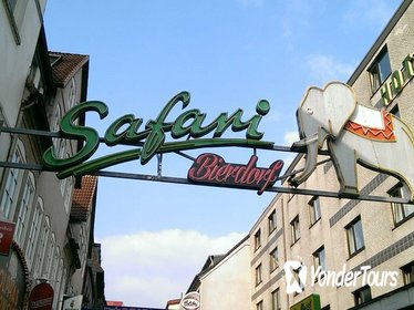 Guided Walking Tour of Reeperbahn and Red-Light District in Hamburg