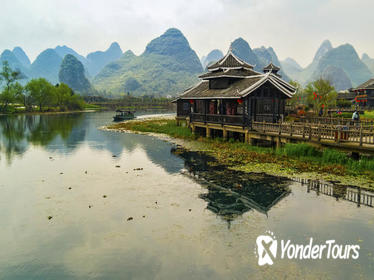 Guilin and Yangshuo Day Tour with Li River Cruise and Reed Flute Cave