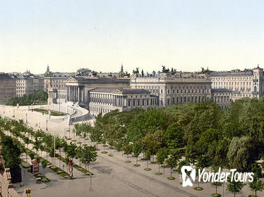 Half-Day Private Ringstrasse Project History Tour in Vienna