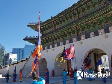 Half-day Walking Tour: Gyeongbokgung Palace and Bukchon Hanok Village