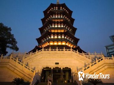 Hangzhou Cultural Tour Including Leifeng Pagoda, China National Silk Museum and Qinghefang Cultural Street