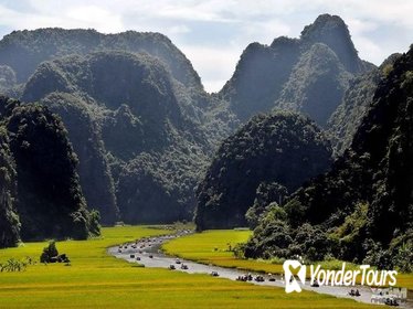 Hanoi: Private Full-Day Eco Tour to Hoa Lu and Tam Coc