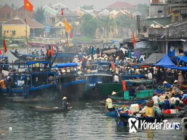 Hoi An Sunrise Cruise and Fish Market Tour