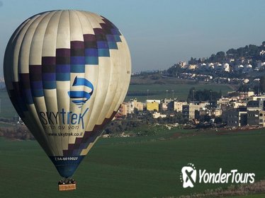 Hot Air Balloon Flight Including Champagne Gourmet Breakfast and Souvenirs