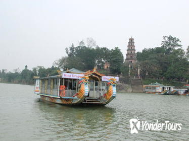 Hue: Thien Mu Pagoda by Dragon Boat