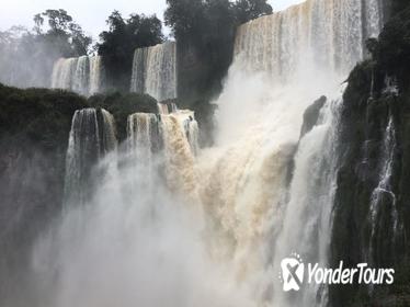 Iguazu Falls: Visit to Argentinian and Brazilian Side in two days
