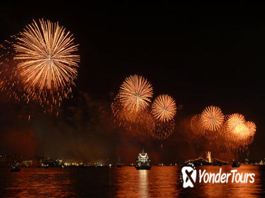 Istanbul Bosphorus New Year's Eve Dinner, Show and Sightseeing Cruise