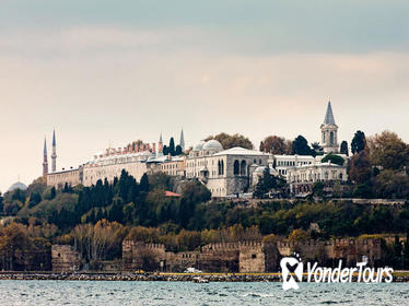 Istanbul Ottoman Relics Tour: Topkapi Palace and Hagia Sophia Sultan Tombs