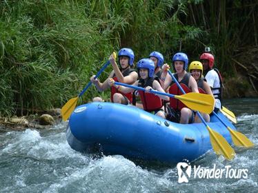 Jamaica River-Rafting Adventure on the Rio Bueno