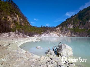 Kawah Putih White Crater Day Trip from Bandung