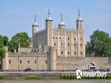 London Day Tour Including Lunch Cruise