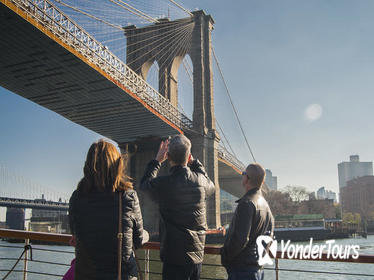 Lower Manhattan Architecture Yacht Cruise