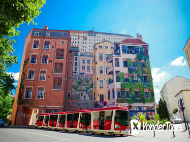 Lyon Croix-Rousse City Tram Tour with Audio Guide