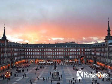 Madrid Private Walking Tour: Very Best of City Center