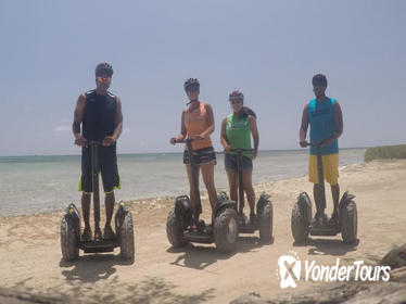 Malmok Beach Sightseeing Segway Tour in Aruba