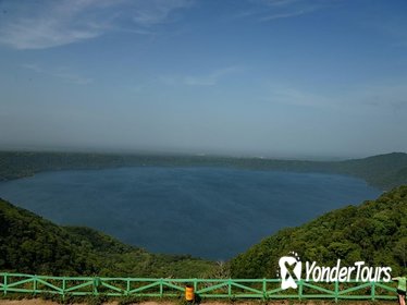 Masaya and Apoyo Lagoon Tour from Granada