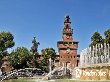 Milan Sightseeing Walking Tour for Kids and Families with Local Guide