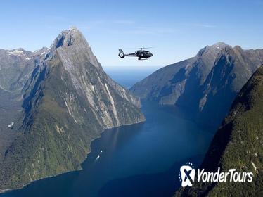 Milford and Fiordland Highlights Tour by Helicopter from Queenstown