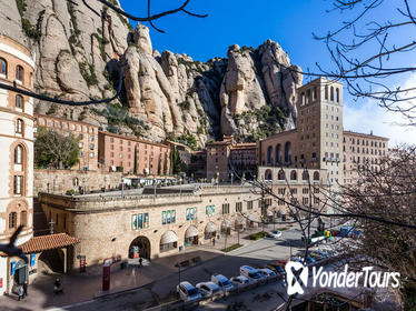 Montserrat Guided Tour with Flamenco Show