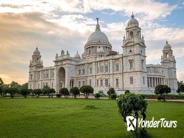 Monument Full Day Trip Including Mother House, Victoria Memorial With Lunch Monument Full Day Trip Including Mother House, Victoria Memorial With Lunch
