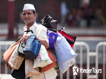 Morning Life of Mumbai's Dabbawalas and Dhobis Tour