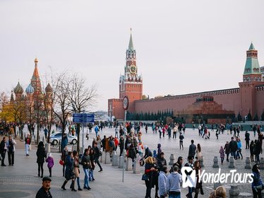 Moscow Walking Tour Through the Eyes of Locals