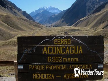 Mount Aconcagua Trekking Tour to Confluencia from Mendoza
