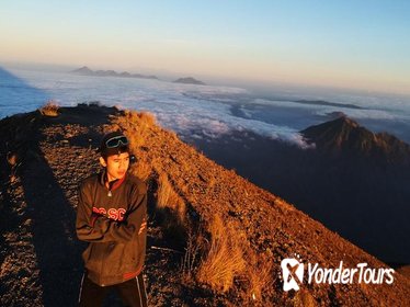 Mount Agung Trekking: Climbing The Highest Volcano in Bali