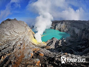 Mt. Ijen Blue Fire Trekking Tour from Bali