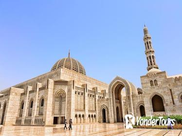 Muscat Shore Excursion: Private City Highlights Tour