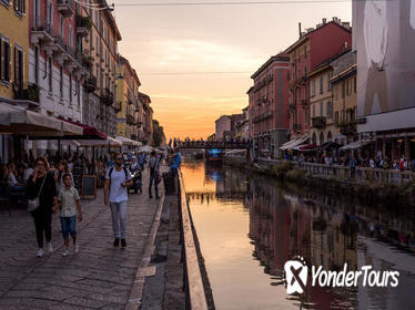 Navigli Canal Evening Walking Tour in Milan with Wine and Food