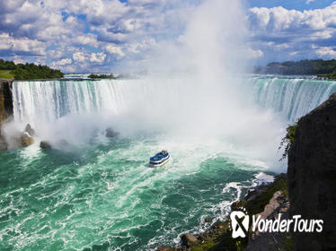 Niagara Falls Canadian Side Tour and Maid of the Mist Boat Ride