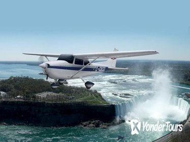 Niagara Falls from Toronto Full-Day Package: Airplane Tour, Boat and Land Tour, and Winery Tasting