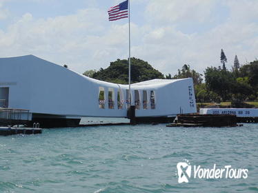 Oahu Shore Excursion: Pearl Harbor Small Group Experience