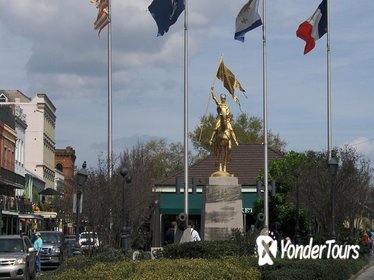 Oak Alley Plantation and 3 Hour New Orleans City Tour