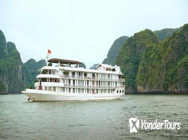 Overnight Classic Halong Bay Cruise with La Vela