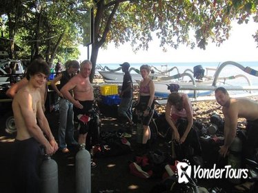 PADI Discover Scuba Diving for Beginners in Tulamben