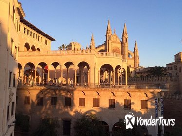 Palma de Mallorca Cultural and Foodie Tour