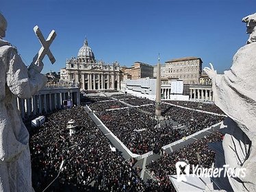 Papal audience ticket with Italian breakfast and transfer from Hotel