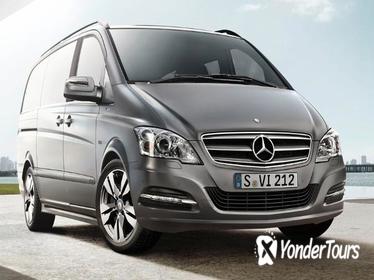 Paris City to Disneyland Paris Private Transfer in Luxury Van Paris City to Disneyland Paris Private Transfer in Luxury Van