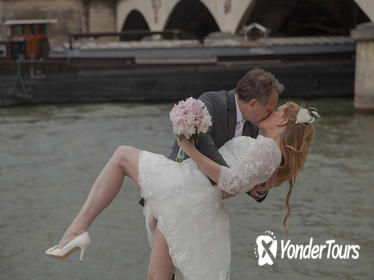 Paris Eiffel Tower Wedding Vows Renewal Ceremony with Photo Shoot