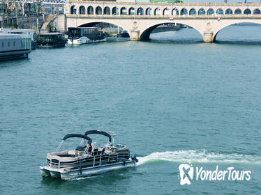 Paris Seine River Cruise with Brunch