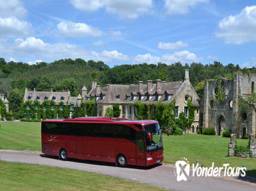 Paris to Versailles Round-Trip Shuttle Transfer by Luxury Bus