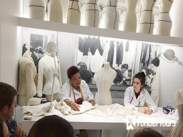 Paris Walking Tour: See Where French Fashion is Made