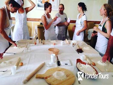 Pasta Cooking Class Experience in Rome